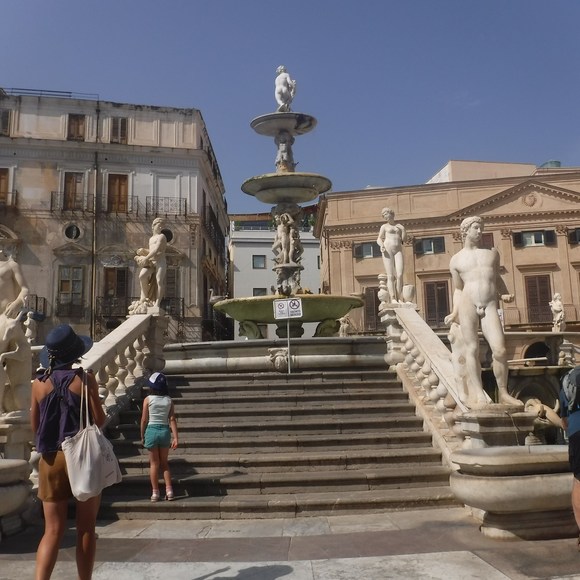 Meet your Posher, Calogero - Picture 1 of 1